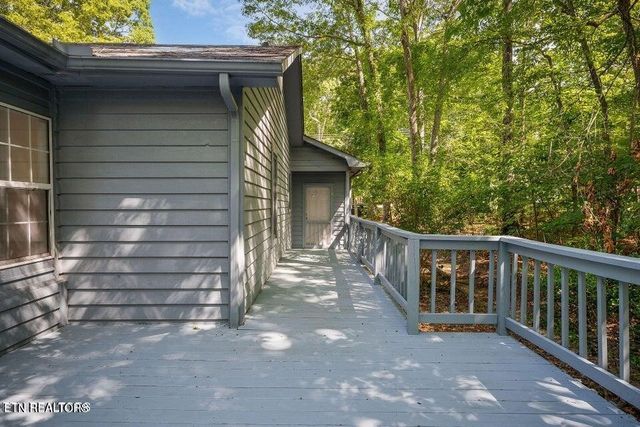 334 Lakeview Drive, Crossville, TN 38558