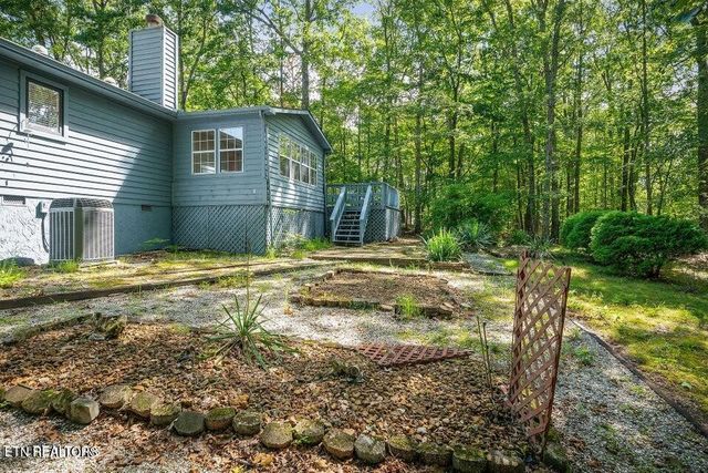334 Lakeview Drive, Crossville, TN 38558
