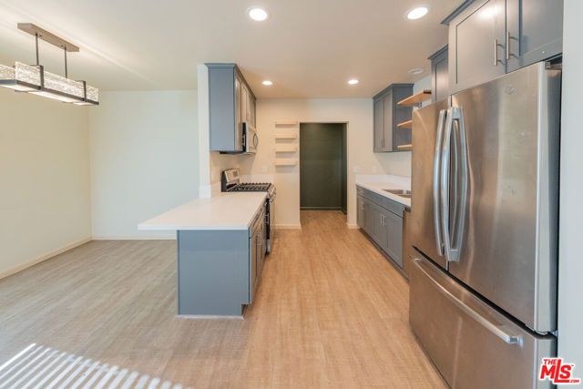 7503 Camellia Avenue, North Hollywood (los Angeles), CA 91605