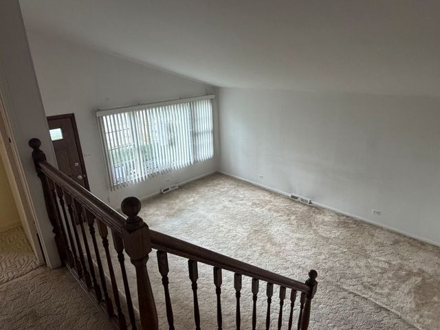 15239 Hamlin Avenue, Midlothian, IL 60445