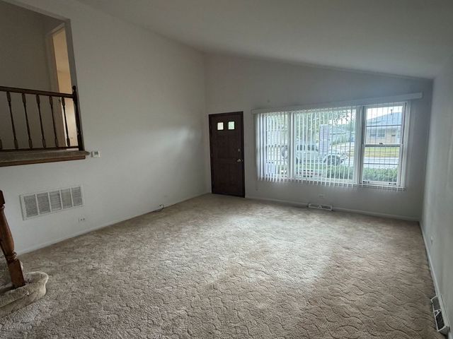 15239 Hamlin Avenue, Midlothian, IL 60445