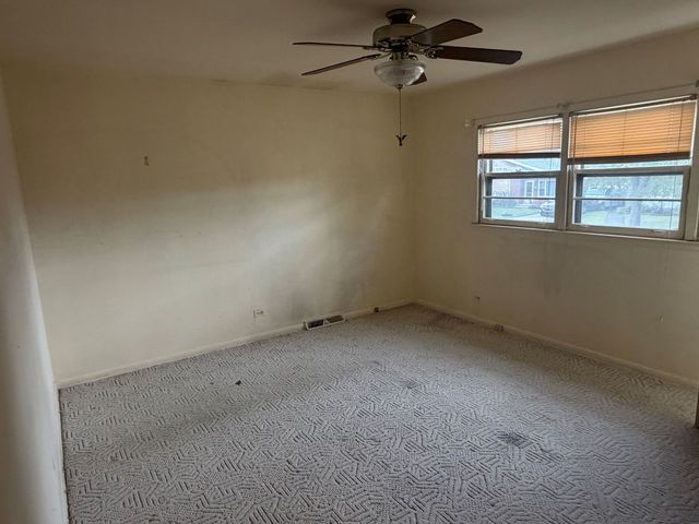 15239 Hamlin Avenue, Midlothian, IL 60445