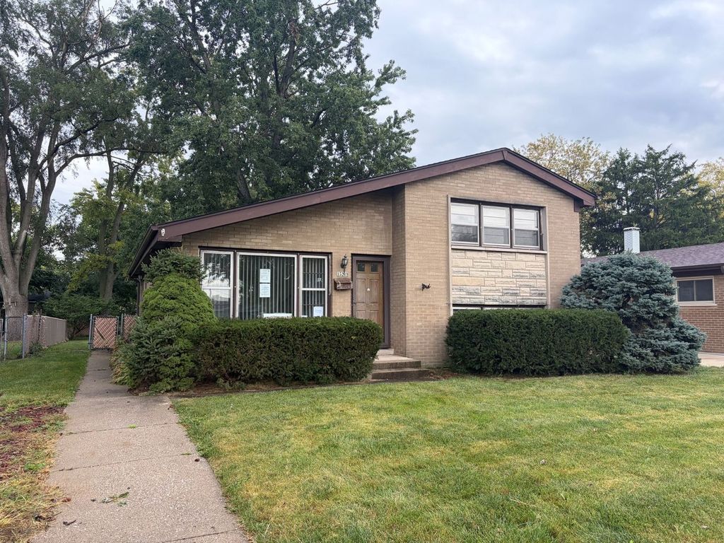15239 Hamlin Avenue, Midlothian, IL 60445