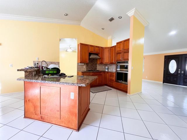 1305 Monteray Way, Greenacres, FL 33413