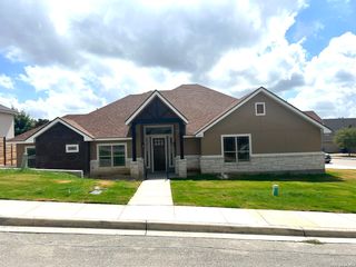 2710 ROYALWOOD, New Braunfels, TX 78132