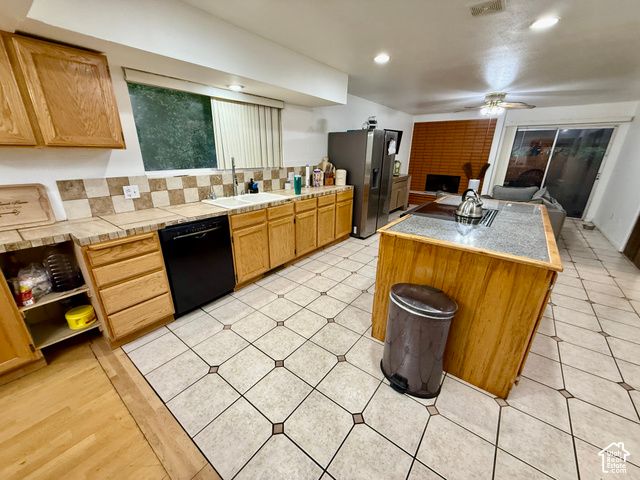 560 N VAN BUREN AVE, Ogden, UT 84404