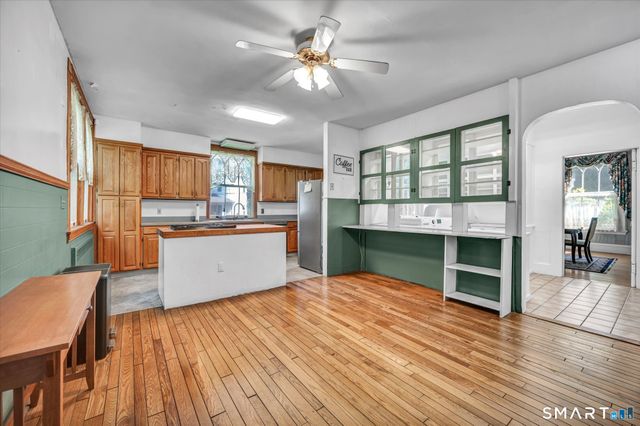 25 Ellington Avenue, Ellington, CT 06029