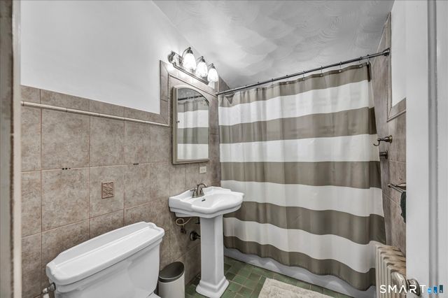 25 Ellington Avenue, Ellington, CT 06029
