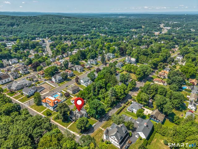 25 Ellington Avenue, Ellington, CT 06029
