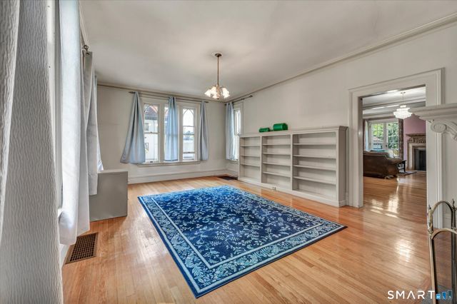 25 Ellington Avenue, Ellington, CT 06029
