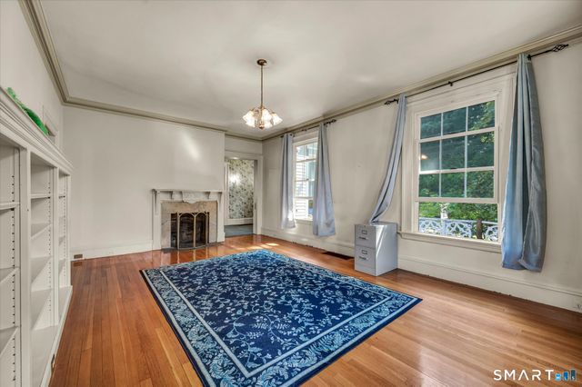 25 Ellington Avenue, Ellington, CT 06029
