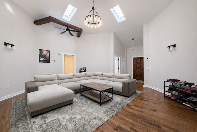 2821 Callis Rd, Lebanon, TN 37090