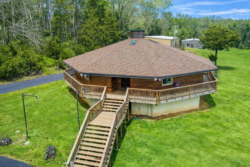 2821 Callis Rd, Lebanon, TN 37090