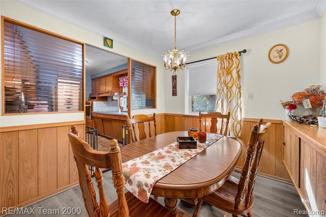 23044 Lake Way, Farmington, MI 48336