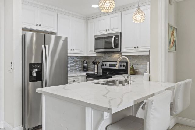 999 N Pacific St D200, Oceanside, CA 92054