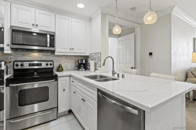 999 N Pacific St D200, Oceanside, CA 92054