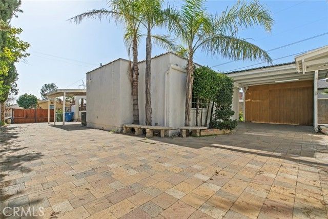 11753 Blythe, North Hollywood (los Angeles), CA 91605