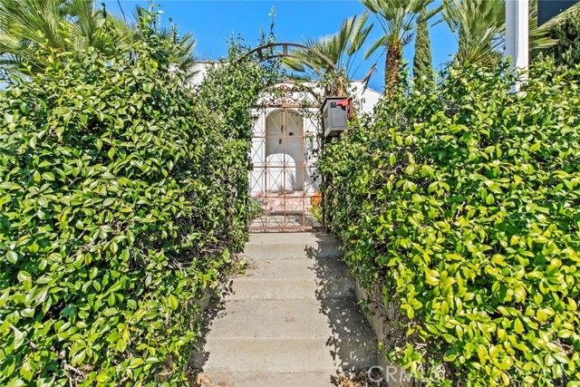 11753 Blythe, North Hollywood (los Angeles), CA 91605