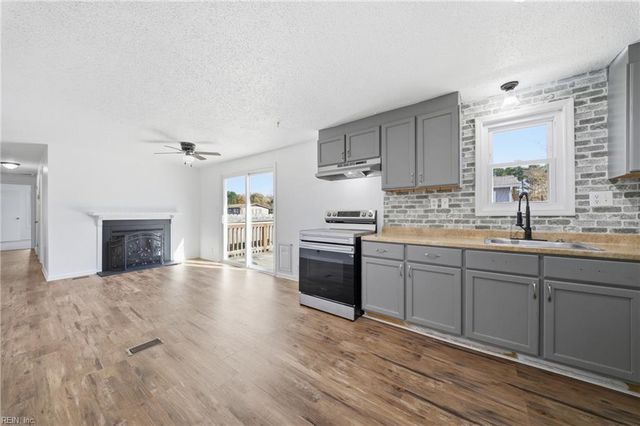 1097 Whales Run CT, Virginia Beach, VA 23454