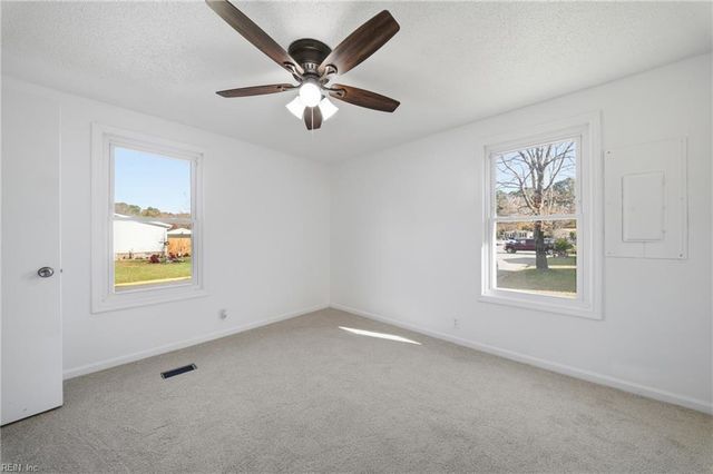 1097 Whales Run CT, Virginia Beach, VA 23454