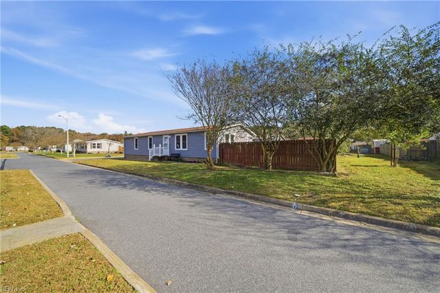 1097 Whales Run CT, Virginia Beach, VA 23454