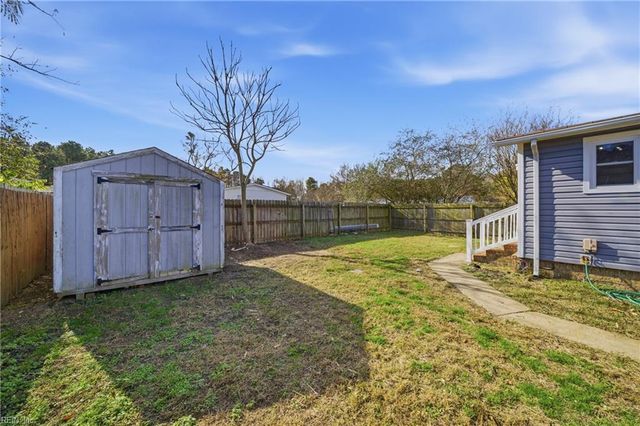 1097 Whales Run CT, Virginia Beach, VA 23454