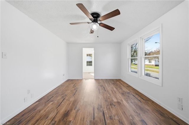 1097 Whales Run CT, Virginia Beach, VA 23454