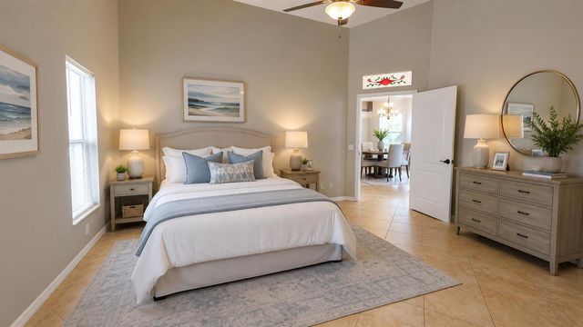 562 SW Saint Martins Cove, Port St. Lucie, FL 34986