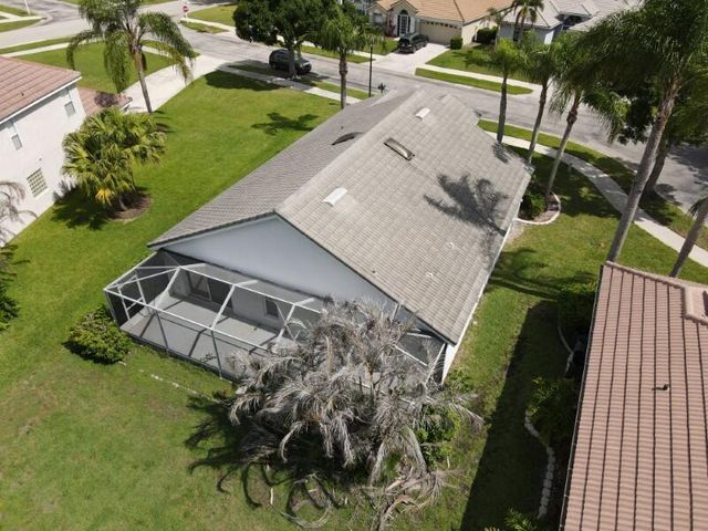 562 SW Saint Martins Cove, Port St. Lucie, FL 34986