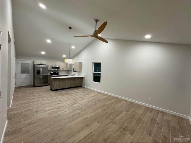 1408 E Iris Avenue, Mcallen, TX 78501