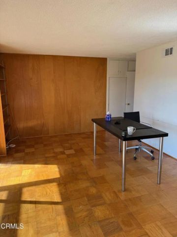 316 Mellow Lane, La Canada Flintridge, CA 91011