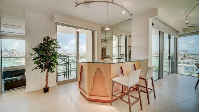 1455 Ocean Dr 902, Miami Beach, FL 33139
