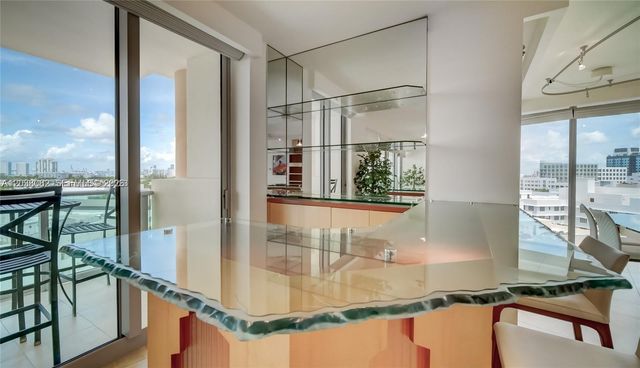 1455 Ocean Dr 902, Miami Beach, FL 33139