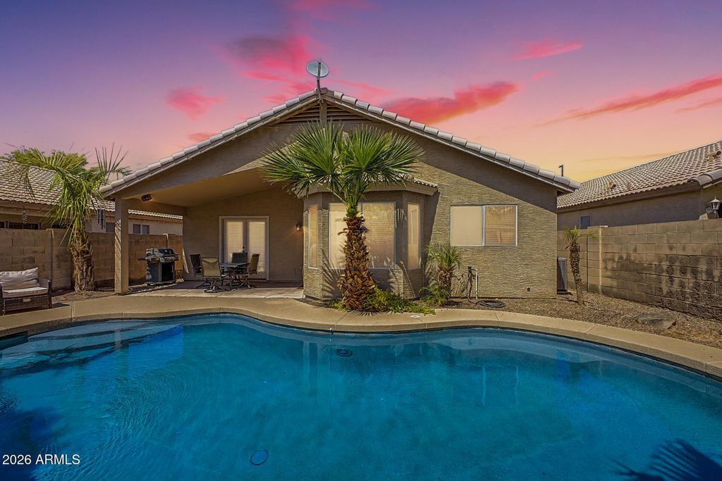 173 W SMOKE TREE Road, Gilbert, AZ 85233 — photo 4