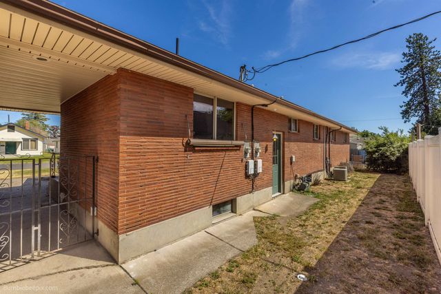 4703 N Stevens St, Spokane, WA 99205