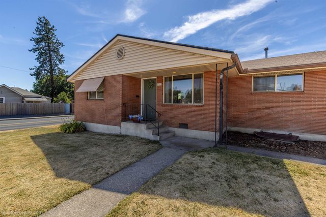 4703 N Stevens St, Spokane, WA 99205