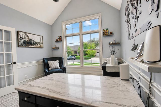 116 N Ashton Lane, Valparaiso, IN 46385