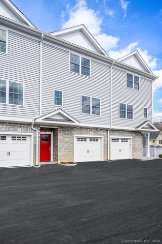 2 BEACON Square 6, Fairfield, CT 06825