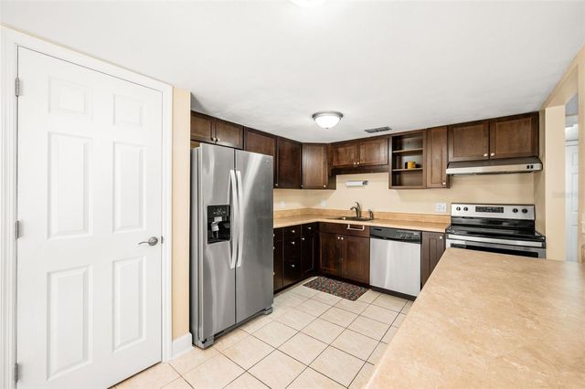 3012 NW 28TH CIRCLE, Gainesville, FL 32605