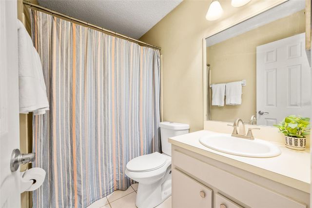 3012 NW 28TH CIRCLE, Gainesville, FL 32605