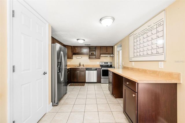 3012 NW 28TH CIRCLE, Gainesville, FL 32605