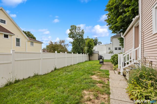 167 Park Avenue, Naugatuck, CT 06770