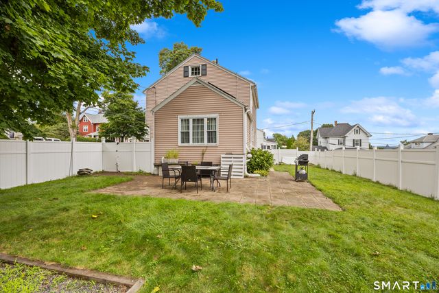 167 Park Avenue, Naugatuck, CT 06770