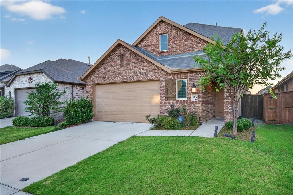 3915 Spencer Lane, Forney, TX 75126