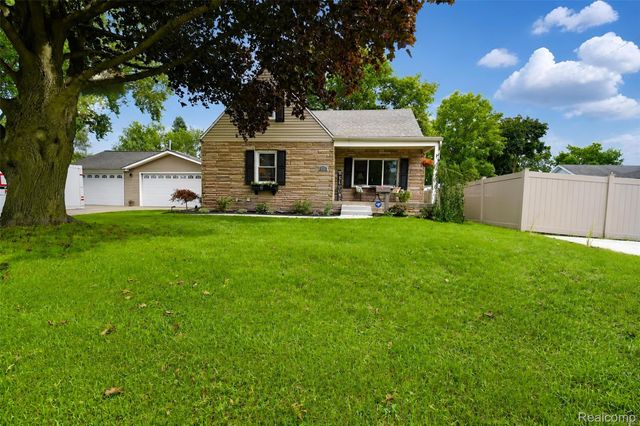 31215 Dawson Street, Garden City, MI 48135