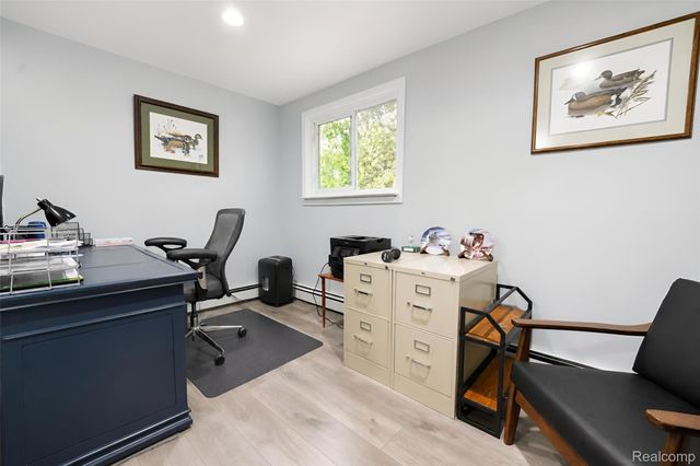 31215 Dawson Street, Garden City, MI 48135