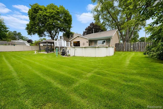 31215 Dawson Street, Garden City, MI 48135