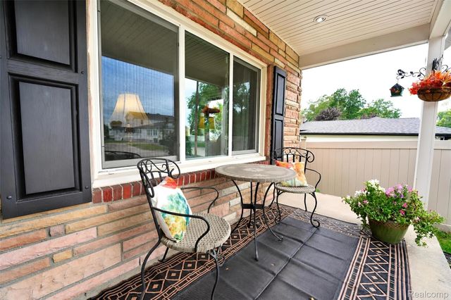 31215 Dawson Street, Garden City, MI 48135