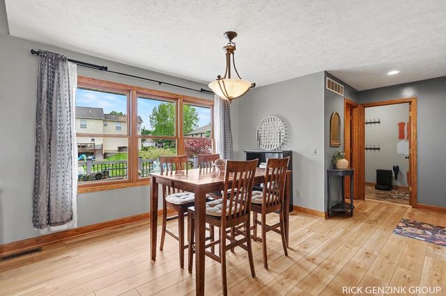3425 Stonyridge Drive, Georgetown Twp, MI 49426