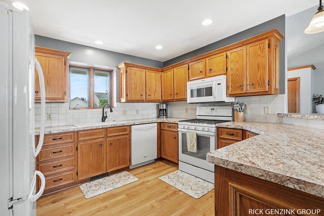 3425 Stonyridge Drive, Georgetown Twp, MI 49426